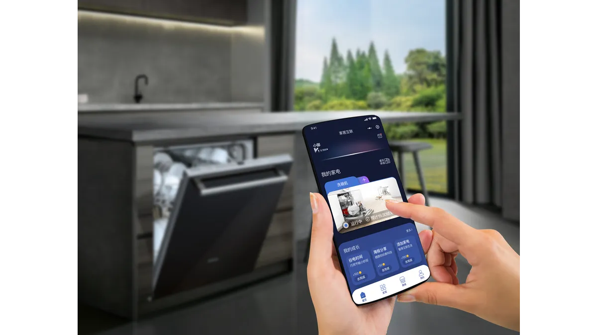 Chọn và khởi động chương trình rửa chén bằng ứng dụng Home Connect - điều khiển từ xa.