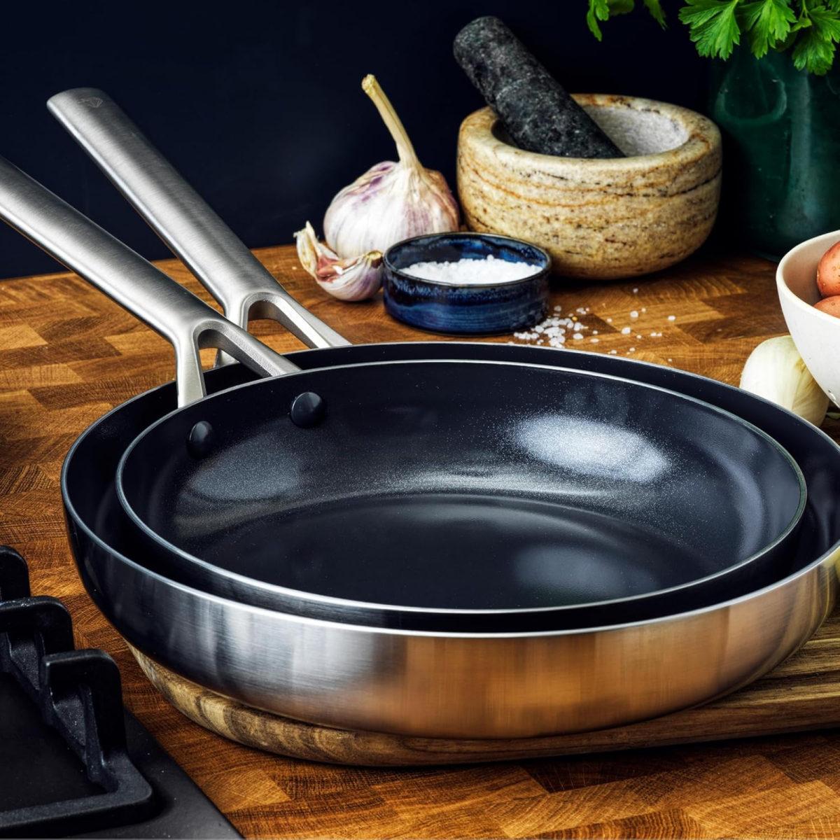 Combo 2 chảo Blue Diamond inox 304 ba lớp, chống dính ceramic kim cương, an toàn, bếp từ, lò nướng.