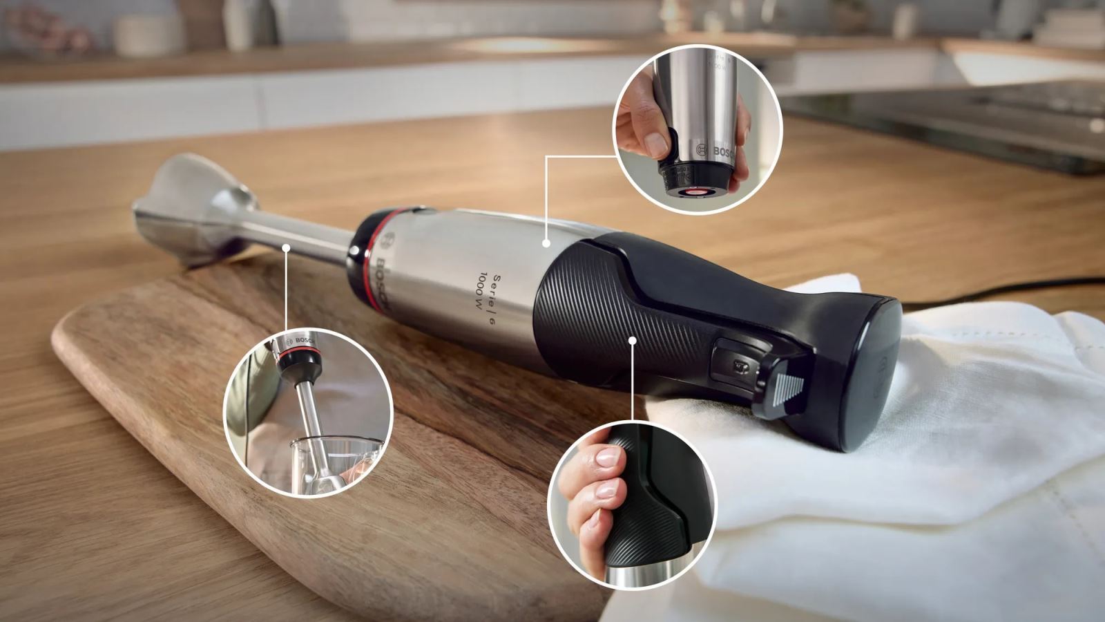 Máy xay Bosch MSM6M622 thiết kế ErgoMaster nhỏ gọn, nhẹ, cầm nắm thoải mái, điều khiển dễ dàng bằng một tay.