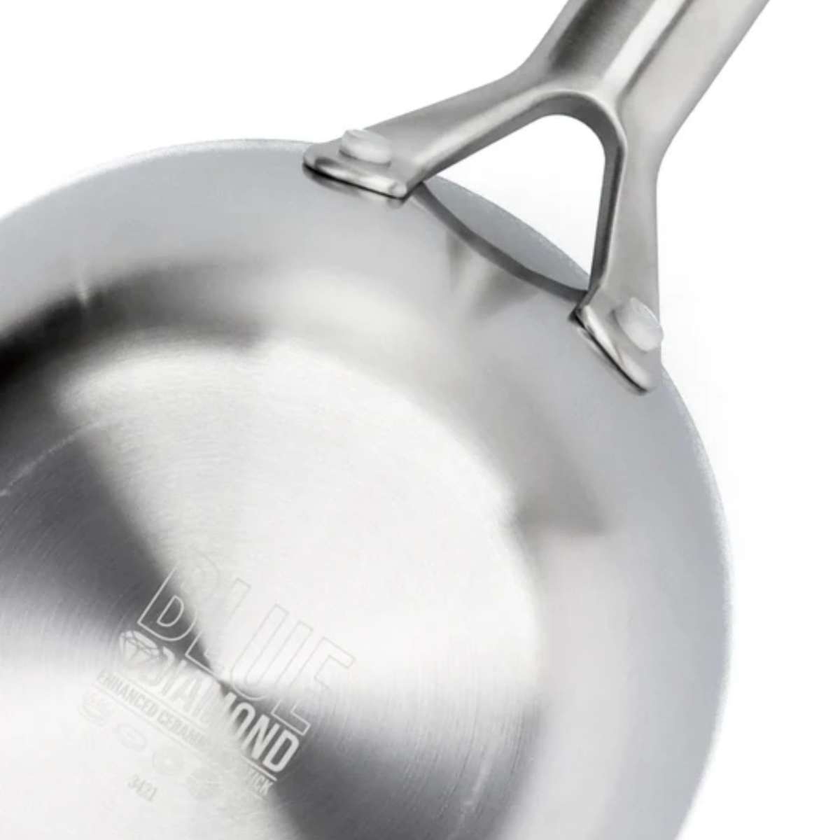 Quánh Blue Diamond 16cm đa năng, tương thích mọi loại bếp: ga, điện, hồng ngoại và bếp từ.