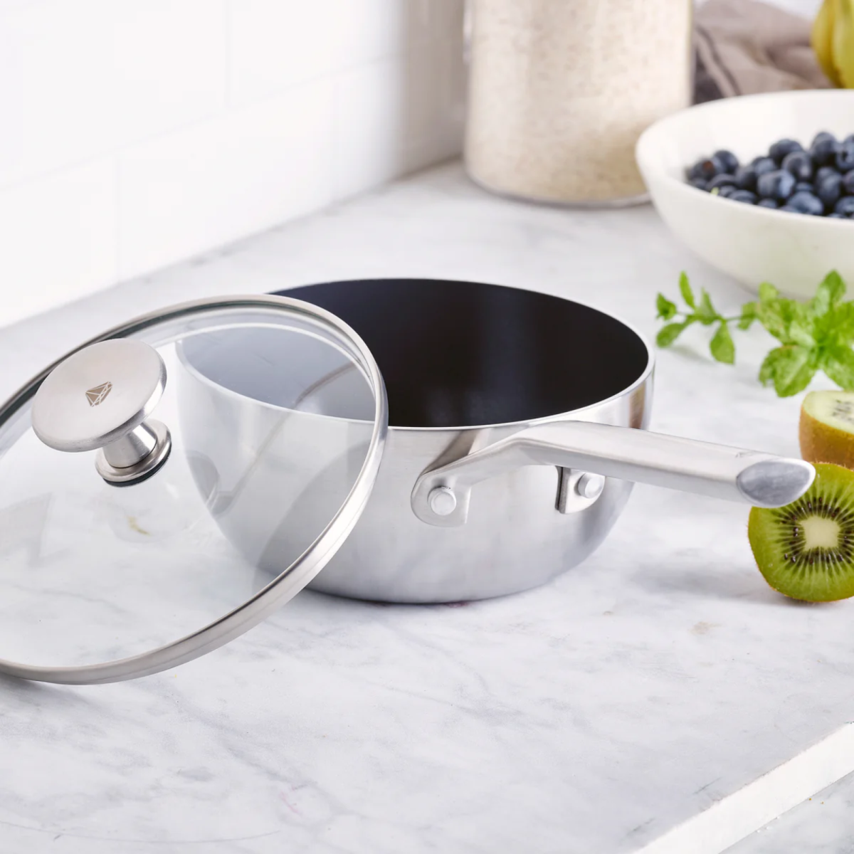 Quánh Blue Diamond 20cm inox 304, chống dính gốm kim cương, bền bỉ, an toàn, nấu ngon vượt trội.