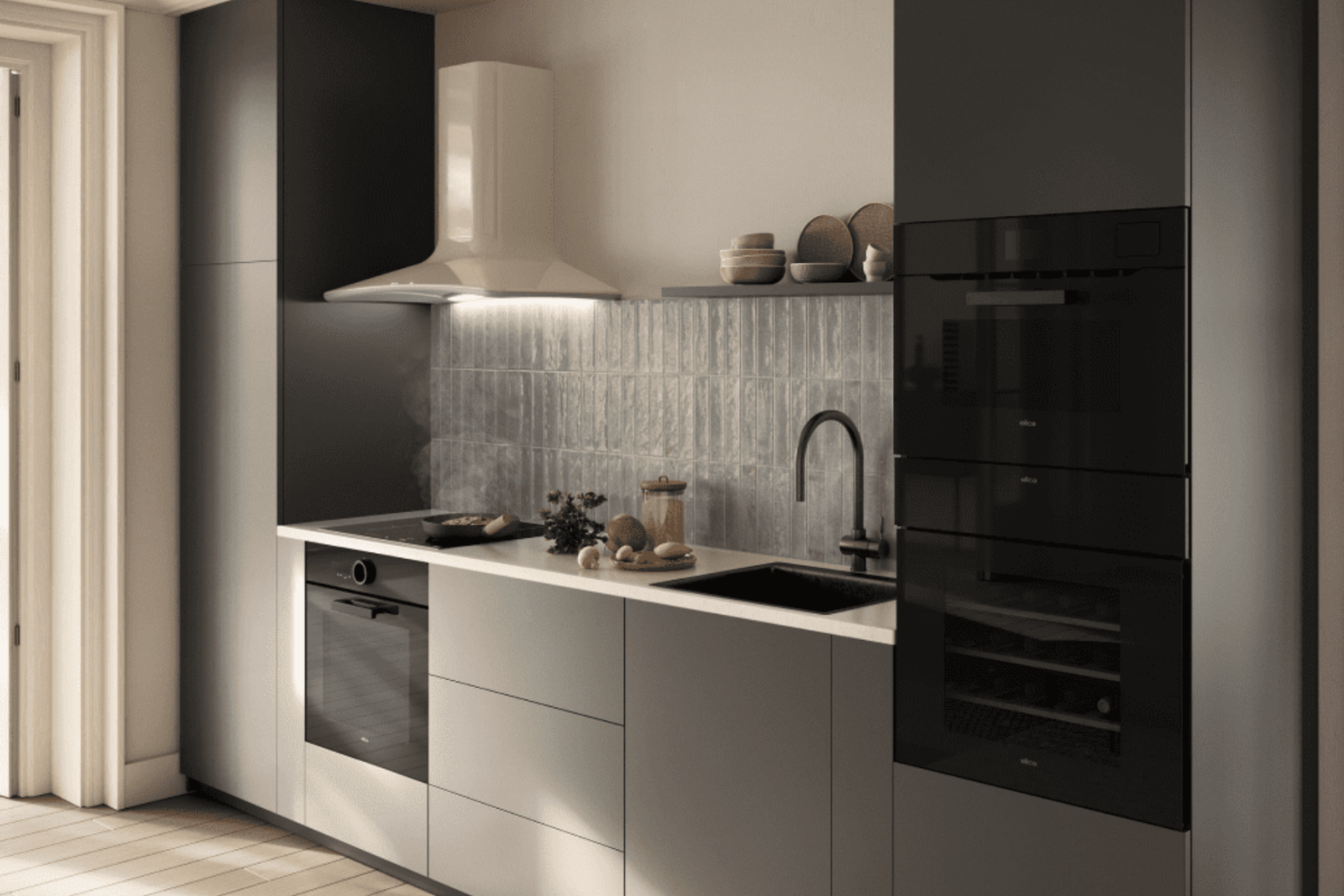 Máy hút mùi áp tường Elica đa dạng kiểu dáng, công suất mạnh mẽ, dễ lắp đặt, phù hợp mọi gian bếp.