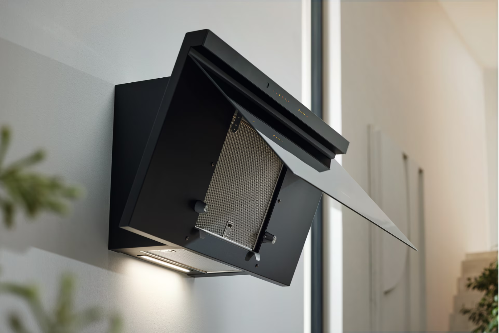 Công nghệ hút viền (Edge Extraction) giúp Miele tăng hiệu quả khử mùi, lọc nhanh khói và dầu mỡ.