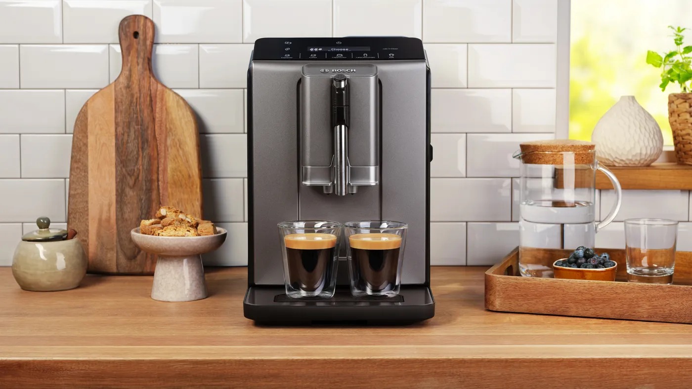 Máy pha cà phê Bosch TIE20504 – thưởng thức espresso đậm đà, cappuccino thơm ngậy ngay tại nhà mỗi sáng.
