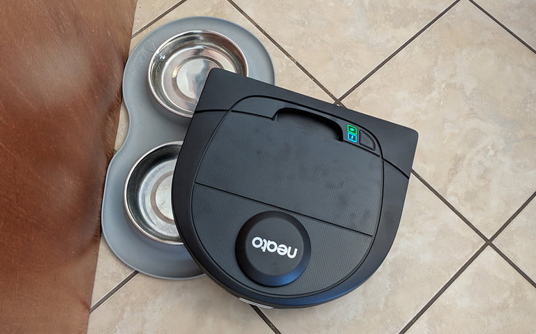 Robot Hút Bụi Neato Botvac D4 Connected