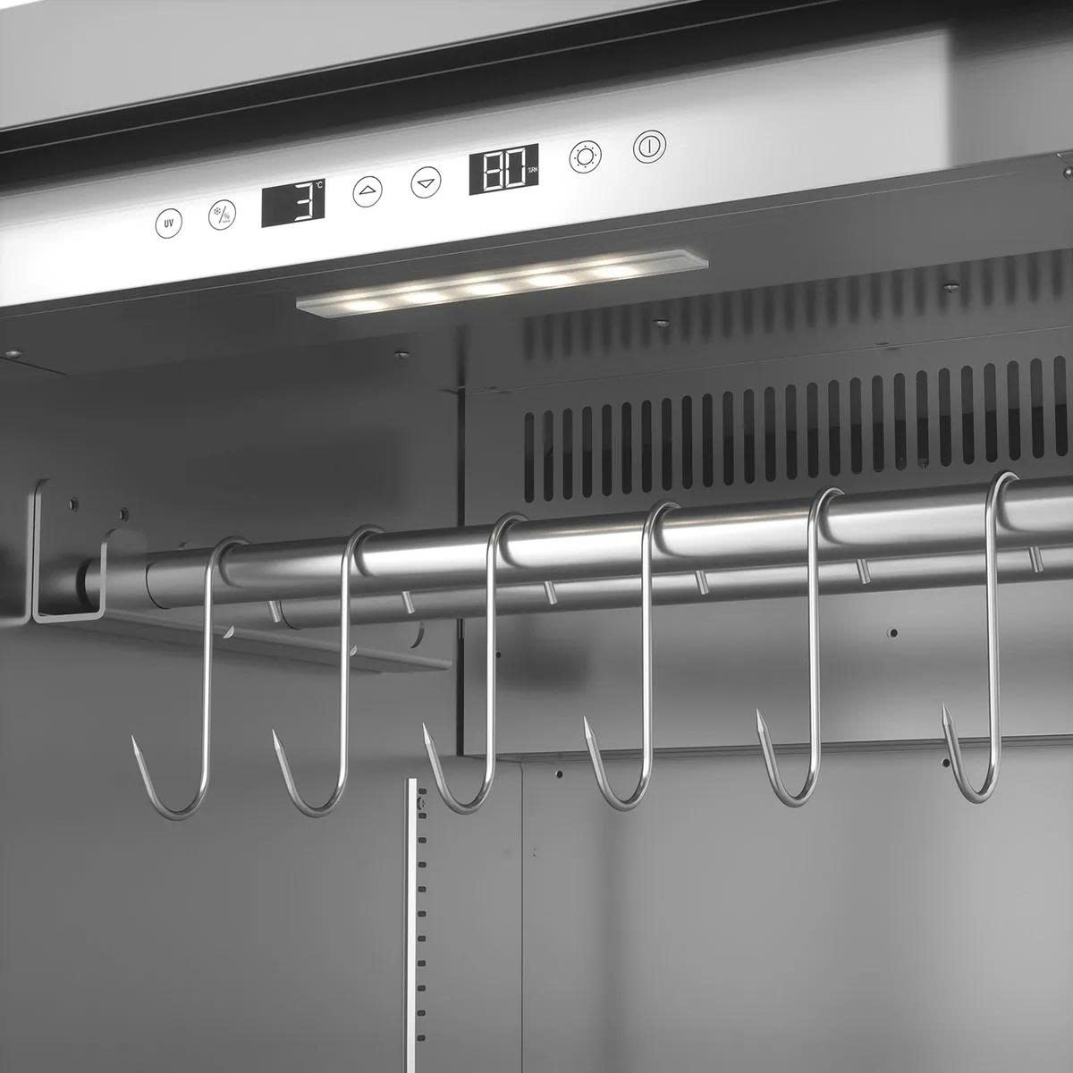 Thanh treo và sáu móc treo thịt bên trong CASO DryAged Master 380 Pro
