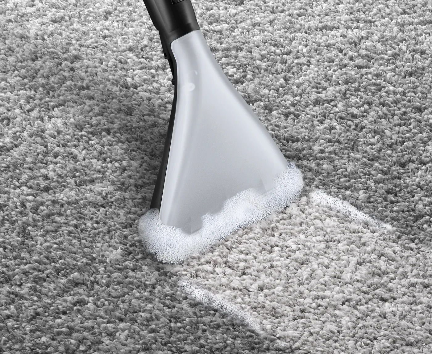 ChatGPT đã nói: Bosch BWD421PRO giặt sạch thảm, sofa, nệm nhờ hệ thống phun hút nước tích hợp, không cần thuê dịch vụ ngoài.