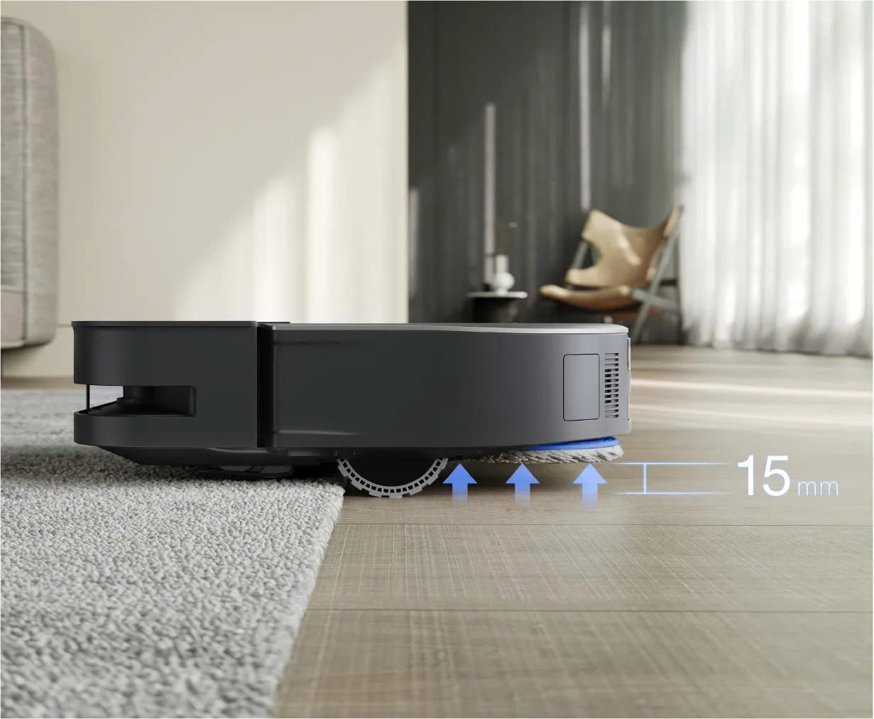 Tự nâng giẻ lau 15mm khi lên thảm, ngăn lây bẩn và tăng lực hút, làm sạch sâu hiệu quả.